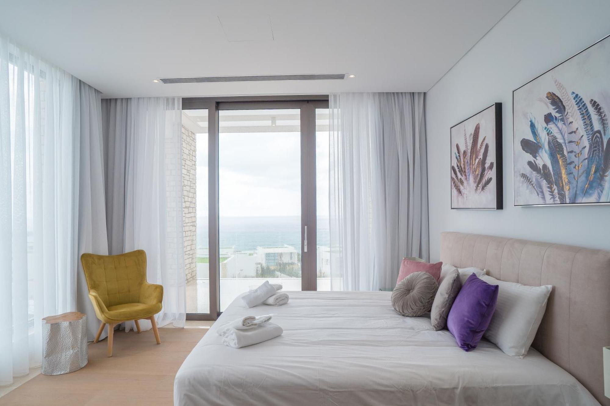 Cap St Georges Villas Peyia Room photo